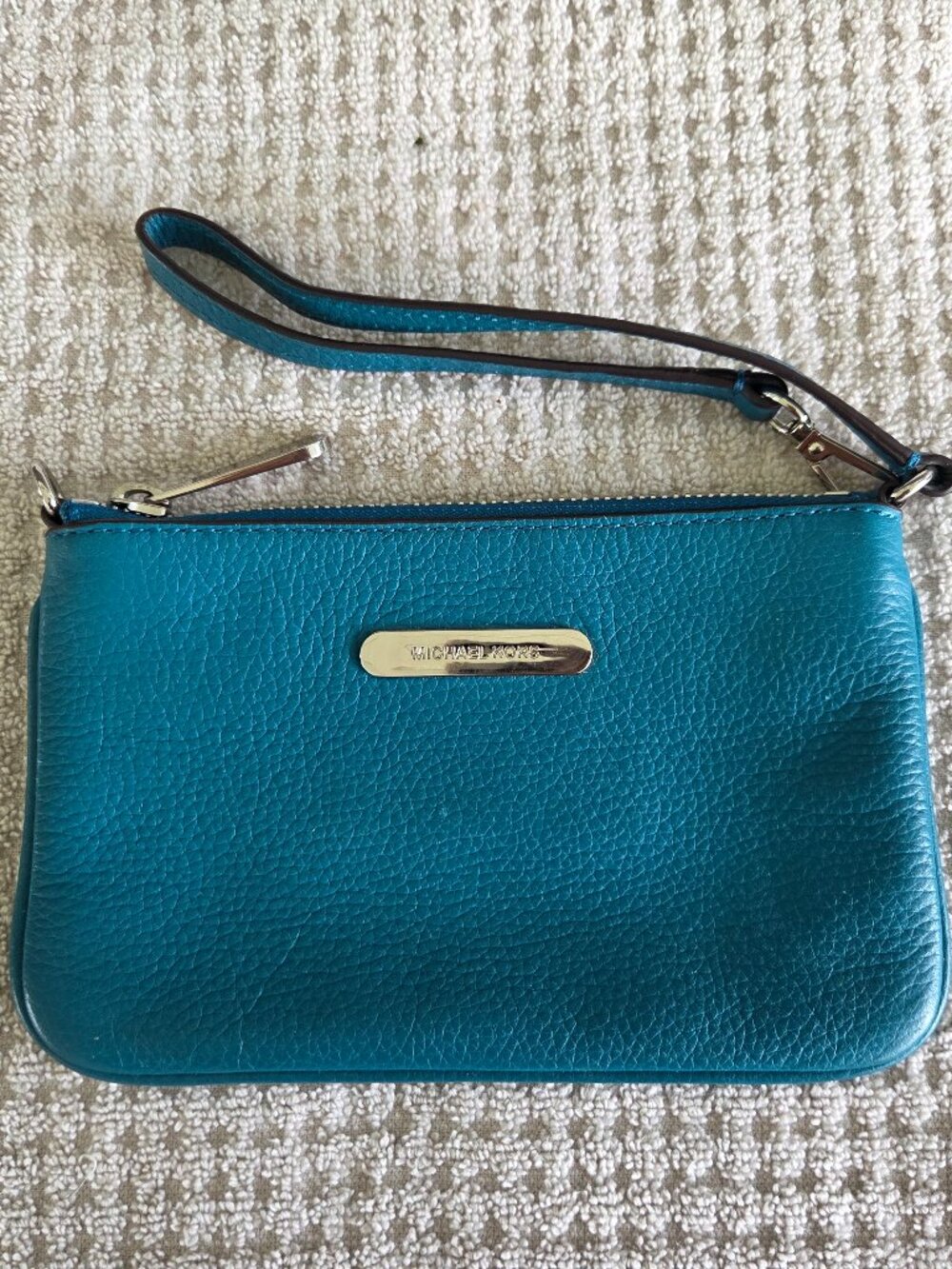 Michael Kors Blue Pebble Leather Wristlet Wallet Clutch Silver Logo